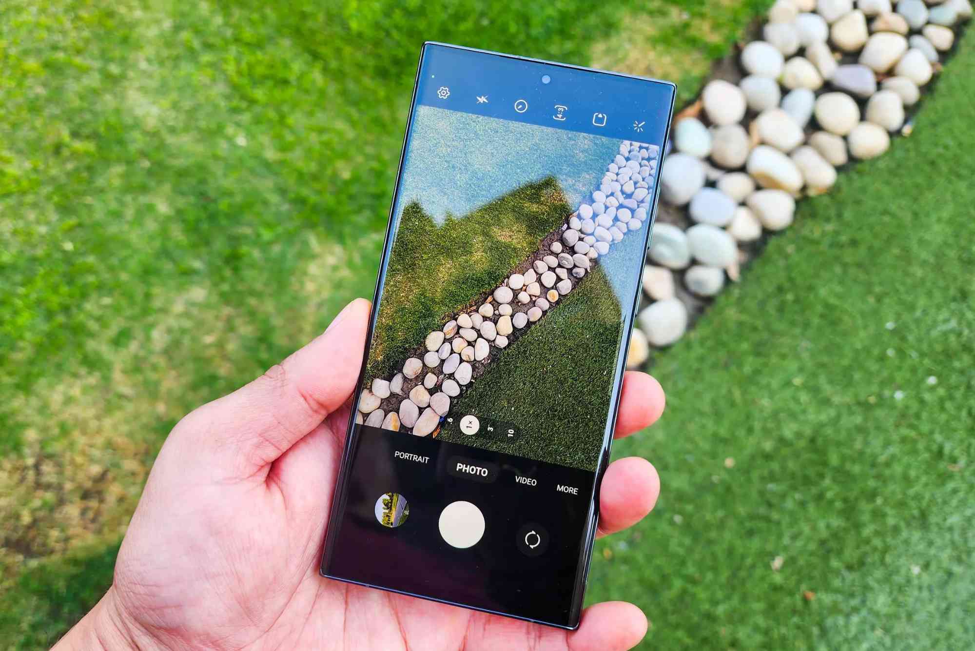 Are Ultra Visuals Better For Mobile?